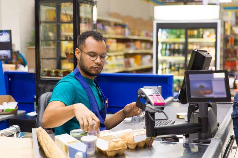 Qual o melhor sistema para caixa de lanchonete: Descubra a Solução Ideal para seu Negócio